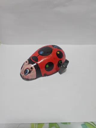 Coccinella vintage in latta