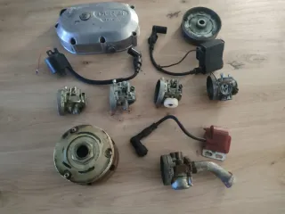 Lote de piezas de ciclomotor Derbi