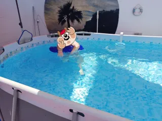 Piscina Bestway y depuradora arena