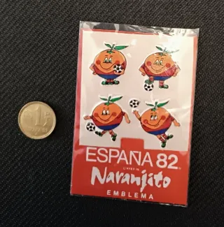 Lote España 82: 4 Naranjitos + Moneda + 19 más