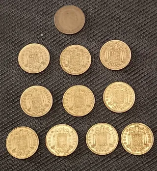 Lote España 82: 4 Naranjitos + Moneda + 19 más