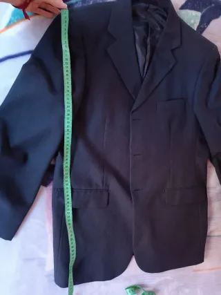 Traje azul marino de Hombre, In Extenso