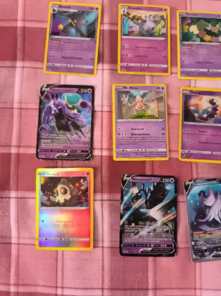 Pack Cartas Pokémon V y Básicas