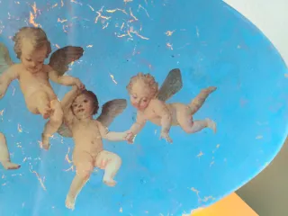 Bandeja ovalada de vidrio con ángeles