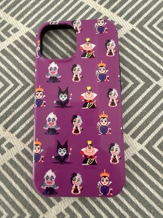 Funda iPhone 15 Villanas Disney