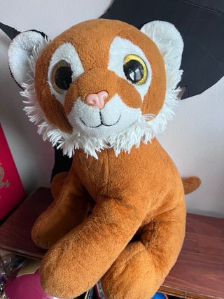 Lote peluches variados: oso, perro, cerdo, gato