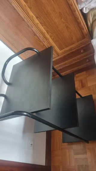 Estantería negra 3 niveles, diseño sencillo