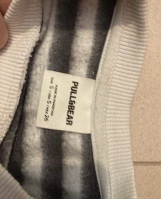 Sudadera Pull&Bear rayas gris y blanco