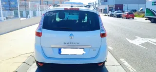 Renault Grand Scenic 2015