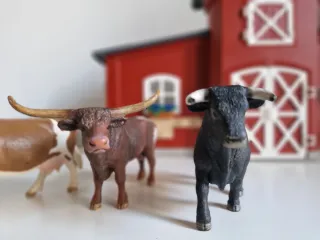 Schleich Toros y vacas.