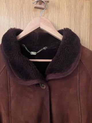 Abrigo de ante marrón