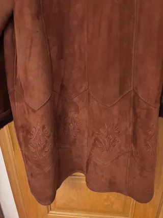 Abrigo de ante marrón