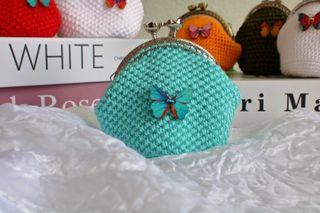 Monederos artesanales de hilo italiano