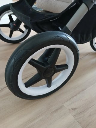 Bugaboo Fox 3 + funda capazo minicoton