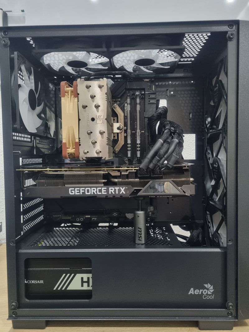 PC Gaming Gama Alta AMD ASUS afbeelding 3