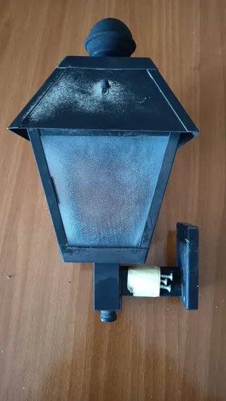 Aplique exterior negro y transparente