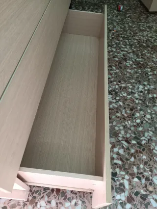 Cómoda y mesitas de noche