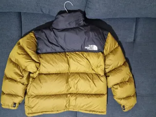 Piumino The North Face Nuptse 1996 oro e nero