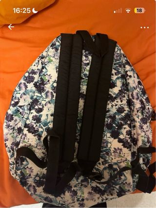 Mochila Eastpak floral