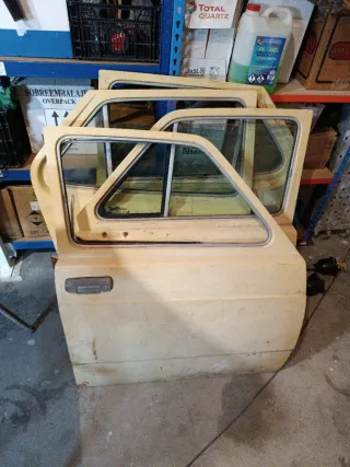 Puerta Delantera Izquierda Seat 127