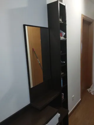 Mueble recibidor con espejo y cajón