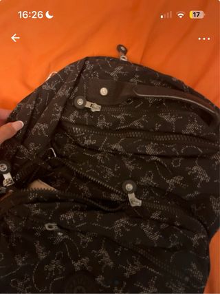 Mochila Kipling Negra Estampada