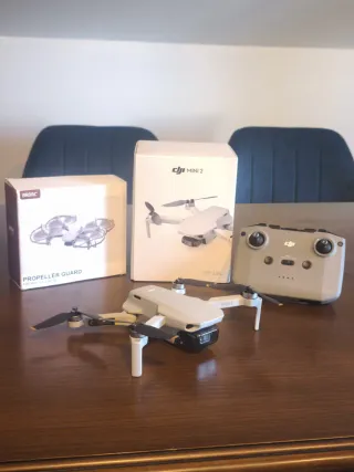 DJI Mini 2 Drone + Accesorios