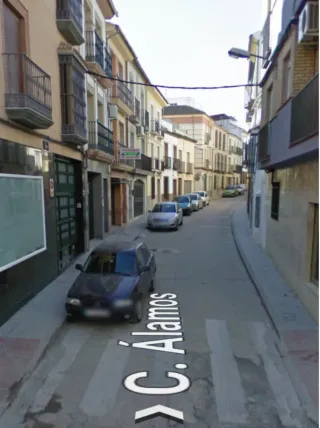 Se vende piso + parking en Lucena zona Santiago