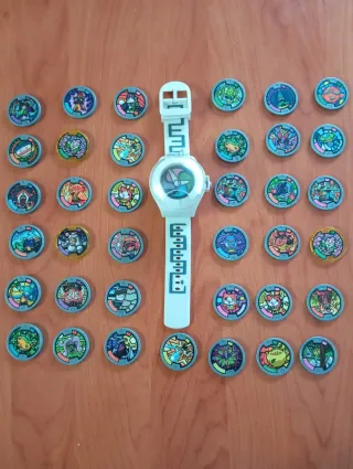 Reloj Juguete Yo-kai Watch + 14 Medallas+3 Figuras