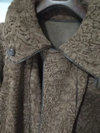 Cappottino reversibile Astrakan e montone