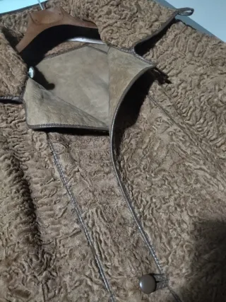 Cappottino reversibile Astrakan e montone