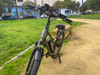 Bicicleta Eléctrica EVERCROSS K28 Gris