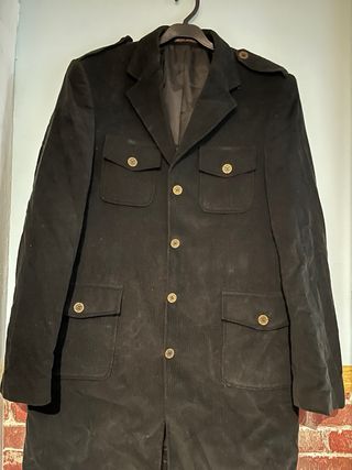 Abrigo de pana negro