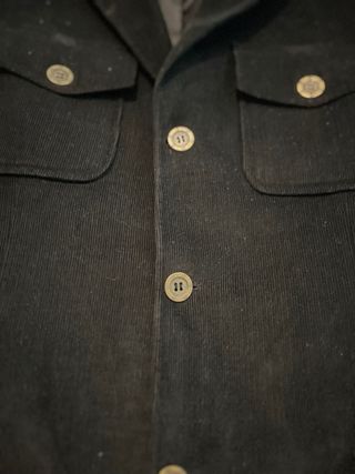 Abrigo de pana negro