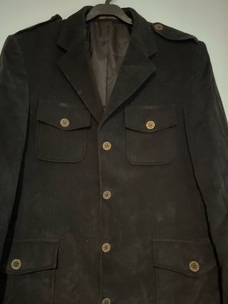 Abrigo de pana negro