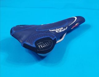 Sillín Selle Italia.