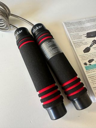 Comba de saltar ajustable nueva