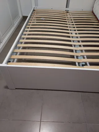 Cama Matrimonio nueva ,dimensiones Largo 2m x 1.60