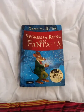 Regreso al Reino de la Fantasía: ¡Libro con olo...