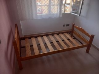 Somier de madera y metal