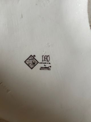 Figura Lladró Niña con Palomas