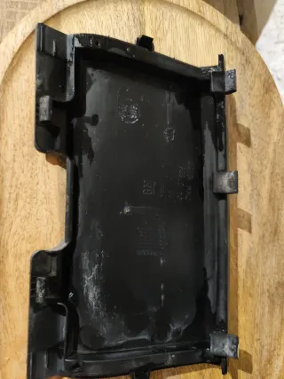 Tapa  grúa parachoques trasera Opel Omega 96-00