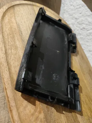 Tapa  grúa parachoques trasera Opel Omega 96-00