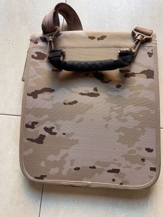 Bolso bandolera militar Altus efecto tierra