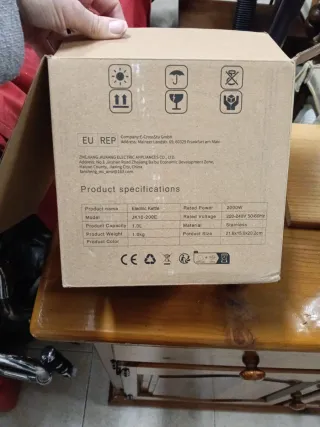 Hervidor Eléctrico Cooktron Negro