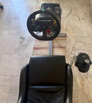 Playseat Silla Gaming + Volante Logitech G29