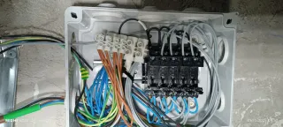 Instalaciones Eléctricas José