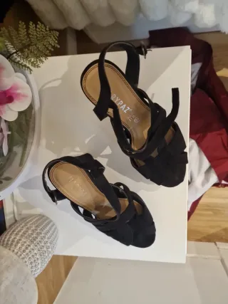 Zapatos de tacón negros gamuza MARYPAZ talla 37