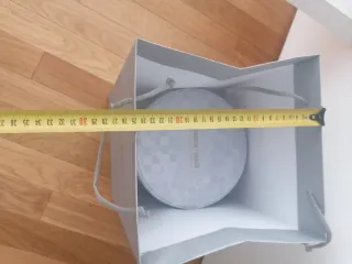 Armani Caja Redonda y Bolsa Gris