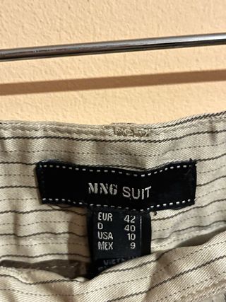 Traje de chaqueta y pantalón Mango